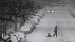 Trump aprueba declaraciones de emergencia para 12 estados debido a la tormenta invernal