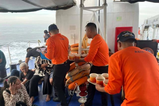 Tragedia en Filipinas: Ferry con 350 pasajeros se hunde y deja al menos 15 fallecidos
