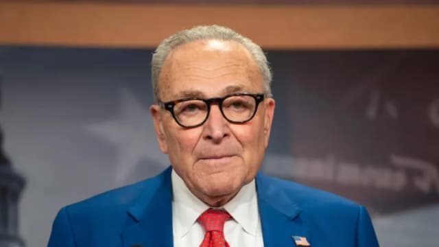 Demócratas de la Cámara y el Senado de EE. UU. se "unen" para drástica reforma al ICE