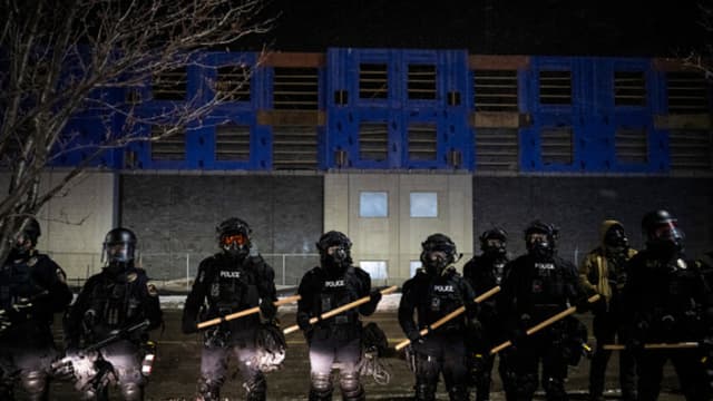 Trump dice que quiere rebajar la tensión en Minnesota