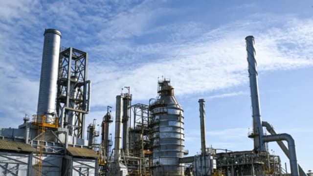 Venezuela aprueba reformar Ley Petrolera para reducir el control estatal y atraer inversión privada