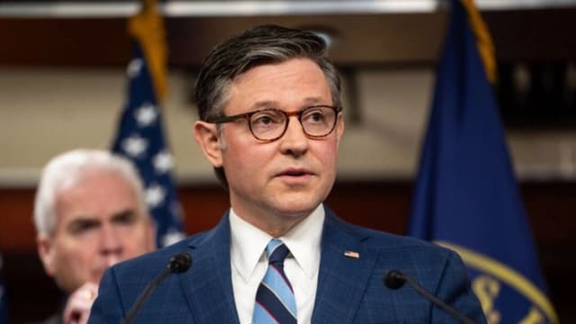 El presidente de la Cámara de EE. UU. afirma tener los votos para poner fin al cierre de gobierno esta semana