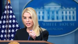 Detienen a otras dos personas por protesta en iglesia de Minnesota