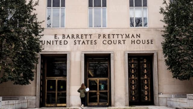 Juez bloquea decisión del DHS de poner fin al estatus de protección temporal para los haitianos