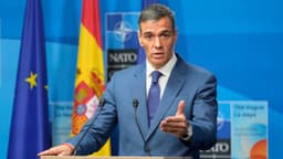 España prohibirá acceso de menores de 16 años a las redes sociales, dice el presidente Pedro Sánchez