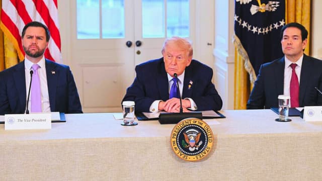 Trump evita pronunciarse a favor de Vance o Rubio para la carrera presidencial de 2028