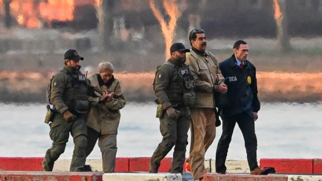 Argentina pide a EE. UU. la extradición de Maduro por crímenes contra la humanidad