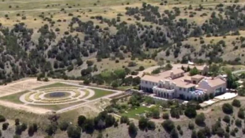 Legisladores de Nuevo México buscan abrir una investigación sobre el rancho de Epstein