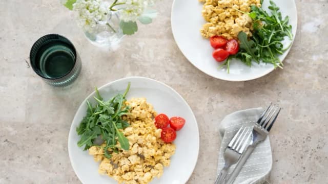 Plan de alimentación diario para ayudar a bajar la presión arterial de forma natural