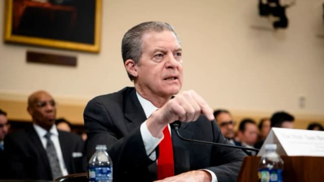 Beijing libra una "guerra contra Dios" al perseguir la fe, según el Congreso