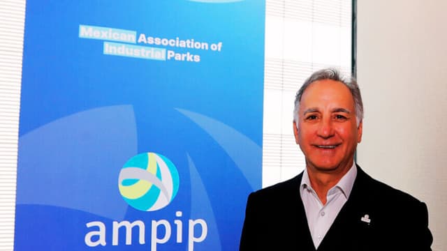 Constructores mexicanos urgen más inversión ante nuevo ciclo industrial