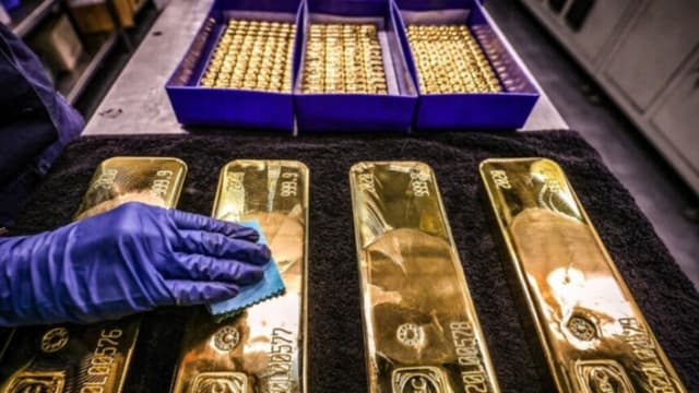 Banco Central de China compra oro y reduce su exposición a la deuda de EE. UU.