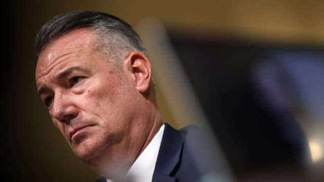 ICE afirma que dos agentes aparentemente mintieron y podrían ser acusados