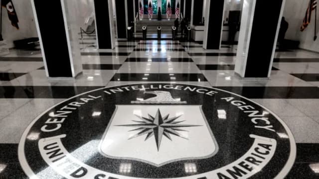 La CIA lanza video para captar militares chinos tras la purga de Xi en la cúpula del Ejército