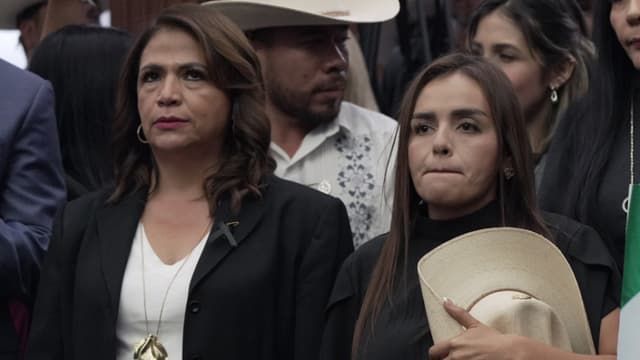 Arrestan a tres integrantes de grupo criminal por asesinato de alcalde Carlos Manzo