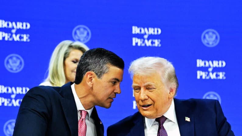 El presidente paraguayo Santiago Peña viaja a Washington para la Junta de Paz de Donald Trump