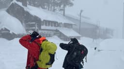 Hallan muertos a ocho esquiadores tras avalancha en California, uno sigue desaparecido