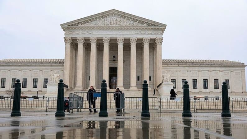 Corte Suprema de EE. UU. rechaza los aranceles globales de Trump