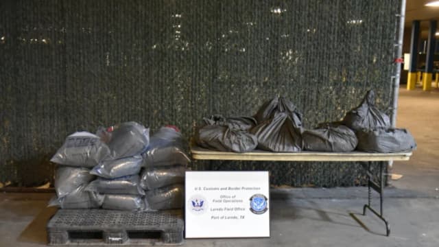 DHS incauta 660 libras de metanfetamina en un camión en la frontera de EE. UU. y México