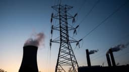 EPA deroga normas sobre mercurio de la era Biden para las centrales eléctricas de carbón