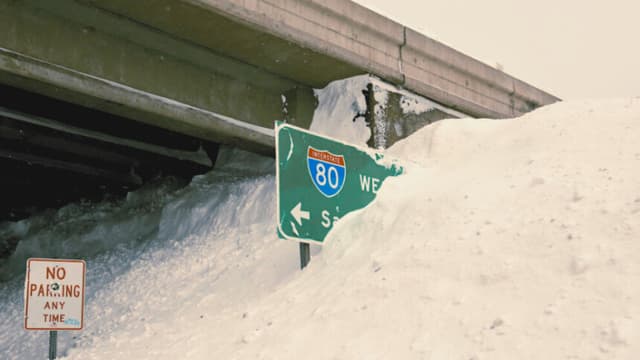 Hallan los cuerpos de nueve esquiadores tras avalancha en California