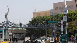 Integrantes del crimen organizado bloquean con incendios carreteras en varios estados