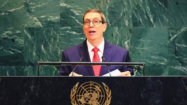 Cuba advierte a Estados Unidos que se defenderá, pero abre la puerta al diálogo