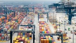 Entran en vigor nuevos aranceles globales del 10 % impuestos por Trump