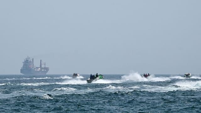 Se prevé subida de los precios del petróleo tras cierre del estrecho de Ormuz por parte de Irán