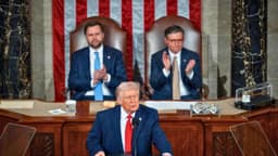 Trump pide al Congreso que convierta su política sobre el precio de los medicamentos en ley