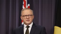 Diputados reaccionan tras amenaza de bomba a Shen Yun que obligó a evacuar al primer ministro