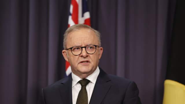 Diputados reaccionan tras amenaza de bomba a Shen Yun que obligó a evacuar al primer ministro