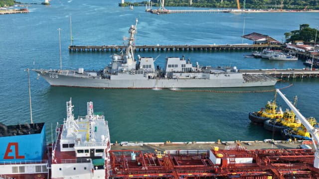 Panamá expulsa a trabajadores de una empresa de Hong Kong de sus puertos