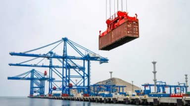 Sentencia judicial de Perú bloquea supervisión del puerto estratégico de Chancay controlado por China