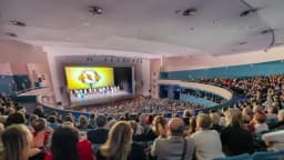 Senador italiano dice que Shen Yun es un "suntuoso y conmovedor" homenaje a la tradición