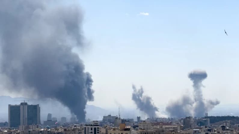 Estados Unidos ataca más de 1000 objetivos en Irán en el primer día de la operación