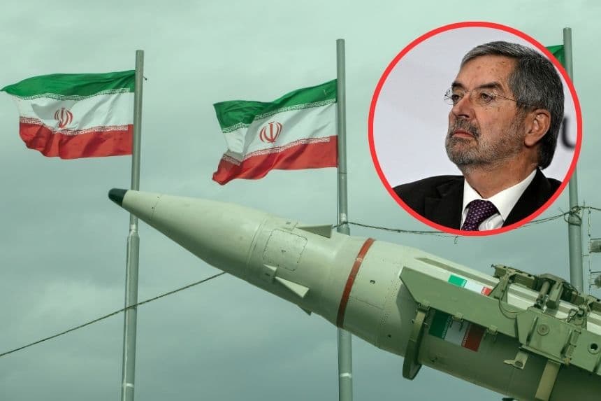 Imagen ilustrativa. Fondo: Misiles producidos por las Fuerzas Armadas de Irán se exhiben junto a una fila de banderas iraníes durante las conmemoraciones por el aniversario de la Revolución iraní de 1979, el 11 de febrero de 2026 en Teherán, Irán. (Majid Saeedi/Getty Images) Circulo: Canciller mexicano Juan Ramon de la Fuente. (CARL DE SOUZA/AFP vía Getty Images)