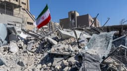 Evacuan a 121 mexicanos de Medio Oriente en medio del conflicto en Irán