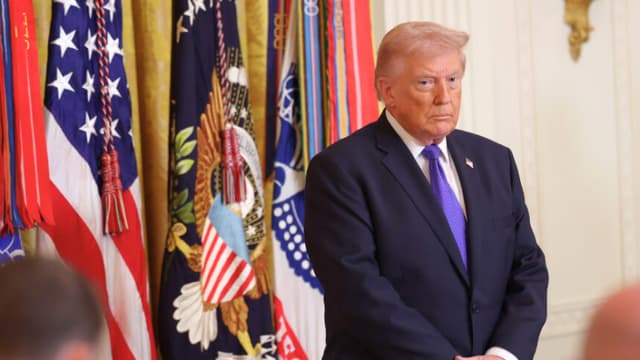 Trump afirma que quiere la "rendición incondicional" de Irán y que ayudará a reconstruir el país