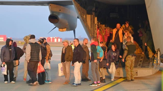 Los países trabajan para repatriar a sus ciudadanos y ayudar a los extranjeros varados