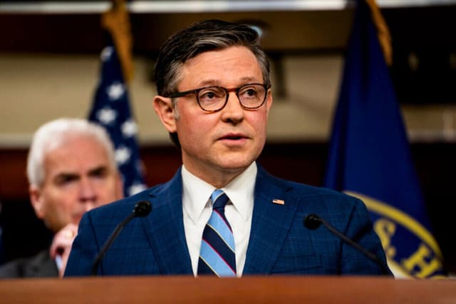 El presidente de la Cámara de Representantes, Mike Johnson (R-La.) durante una rueda de prensa en el Capitolio el 21 de enero de 2026. (Madalina Kilroy/The Epoch Times).