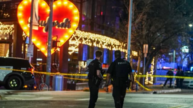 Policía de Austin publica videos y llamadas al 911 del tiroteo que el FBI investiga como terrorismo