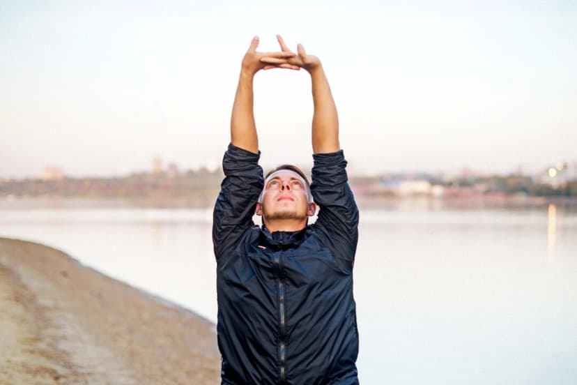 El sedentarismo, trabajar con computadoras o celulares lleva a un cambio de postura que, a la larga, trae consecuencias.
