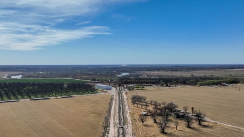El Pentágono y la FAA realizarán pruebas láser antidrones en Nuevo México