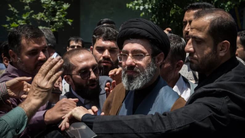 Irán nombra al hijo de Jamenei como nuevo líder