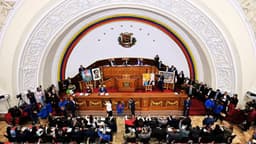 Parlamento de Venezuela debatirá ley minera tras licencia de EE. UU.