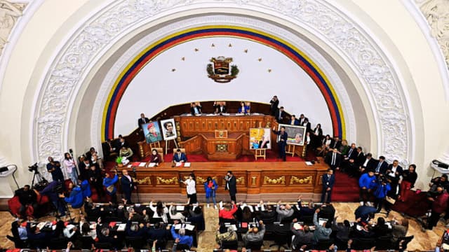 Parlamento de Venezuela debatirá ley minera tras licencia de EE. UU.