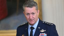 EE. UU. destruye 16 barcos iraníes que colocaban minas cerca del estrecho de Ormuz