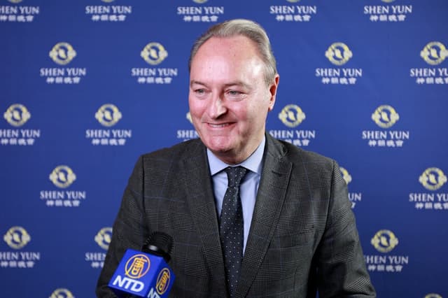 El público español elogia el arte y el mensaje de Shen Yun