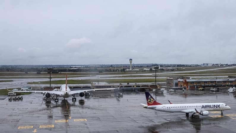 Aerolíneas suben tarifas debido a aumento del combustible causado por conflicto en Medio Oriente